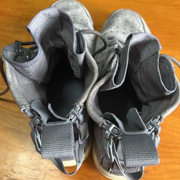 Nike Air Force 1 Suede Gunsmoke Sz. 8 - Picture 5 of 7